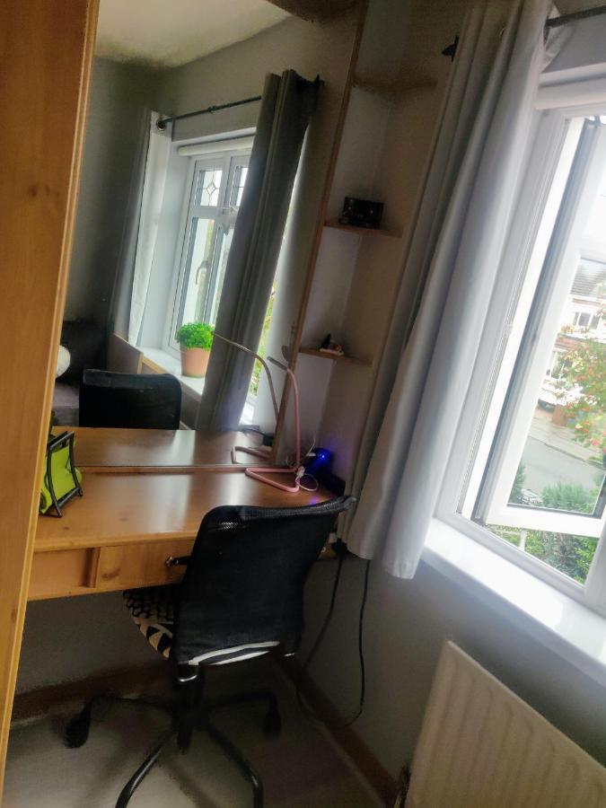 Private Room In Дублин Экстерьер фото